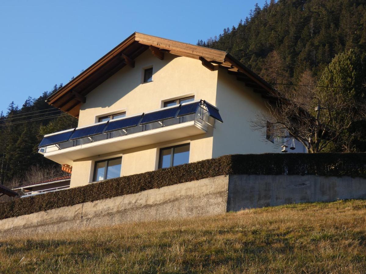 Haus Alpenrose Apartman Trins Kültér fotó